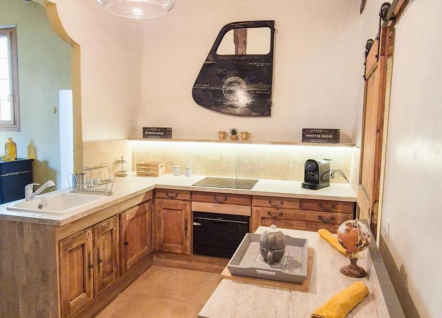 Appartement Au Lys Rose à LʼIsle-sur-la-Sorgue